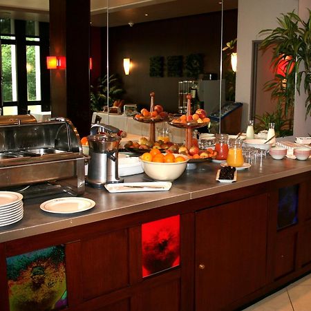 Le Grand Monarque Hotel เมอลัง ภายนอก รูปภาพ