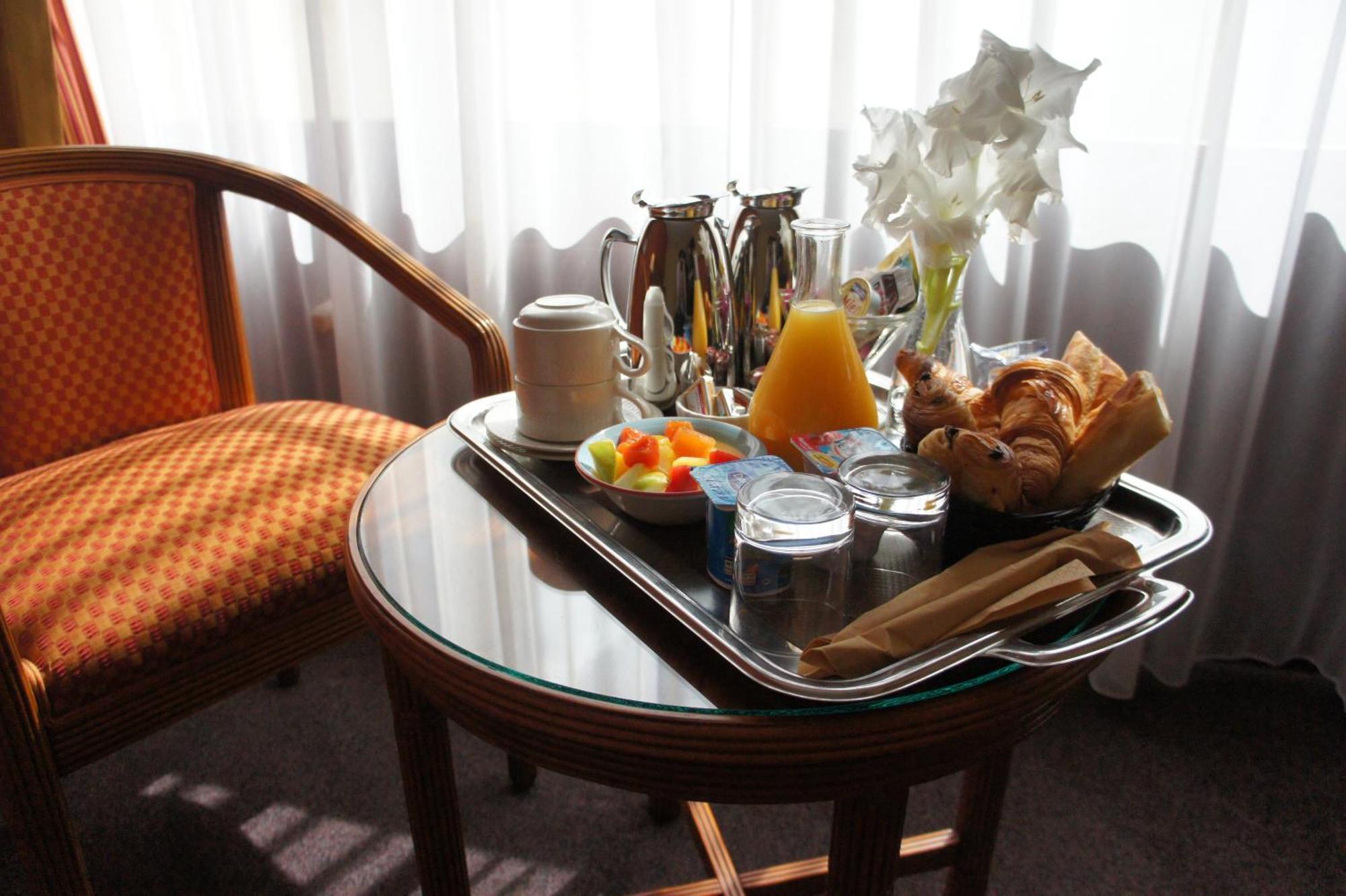 Le Grand Monarque Hotel เมอลัง ภายนอก รูปภาพ